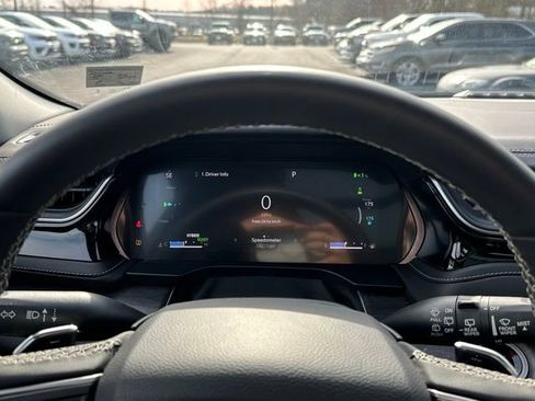 Used 2022 Jeep Grand Cherokee Limited 4xe image 23