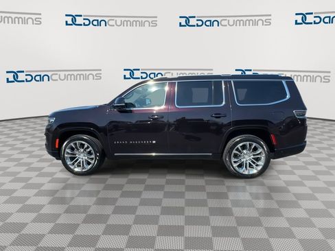 Used 2023 Jeep Grand Wagoneer Series II image 5