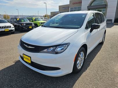 New 2026 Chrysler Voyager LX