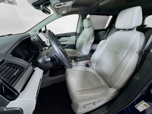 Used 2018 Honda Odyssey Elite image 21