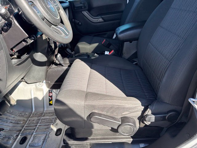 Used 2011 Jeep Wrangler Sport AWD/4WD image 15