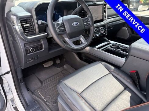 Used 2025 Ford F350 Lariat w/ Lariat Ultimate Package AWD/4WD image 27