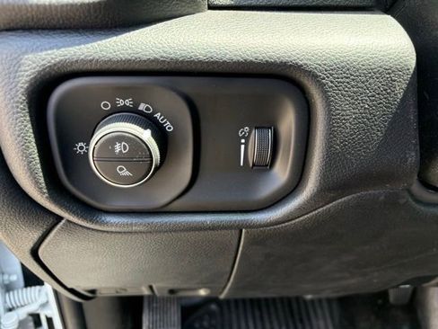 New 2025 RAM 2500 Tradesman w/ Chrome Appearance Group image 16