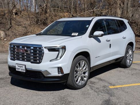 New 2026 GMC Acadia Denali w/ Super Cruise Package image 3