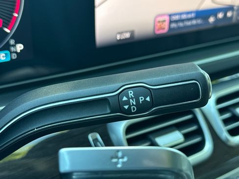 Certified 2024 Mercedes-Benz GLS 450 4MATIC image 23
