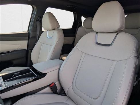 New 2026 Hyundai Tucson Limited image 24