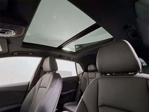 New 2026 Audi Q8 Premium Plus image 13