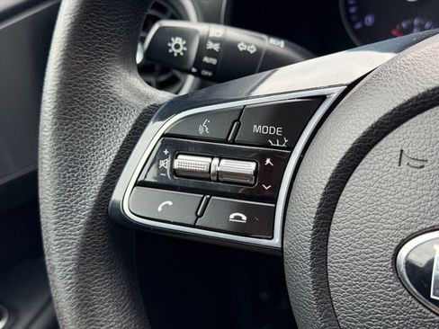 Used 2019 Kia Forte LXS image 9