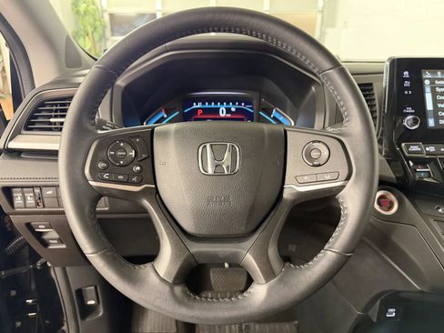 Used 2023 Honda Odyssey EX-L image 20