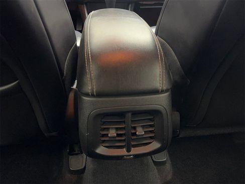 Used 2016 Jeep Cherokee Limited image 71