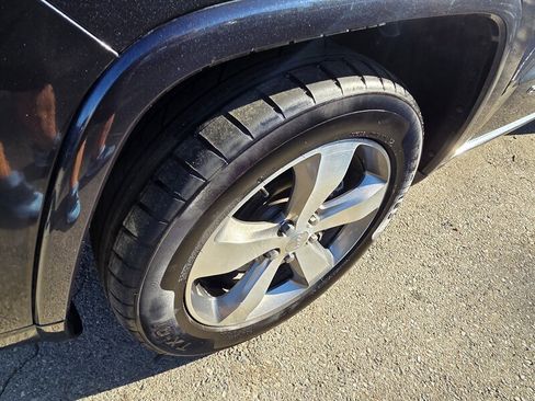 Used 2015 Jeep Grand Cherokee Overland image 8