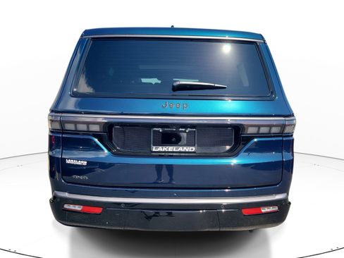Used 2026 Jeep Grand Wagoneer Limited AWD/4WD image 5