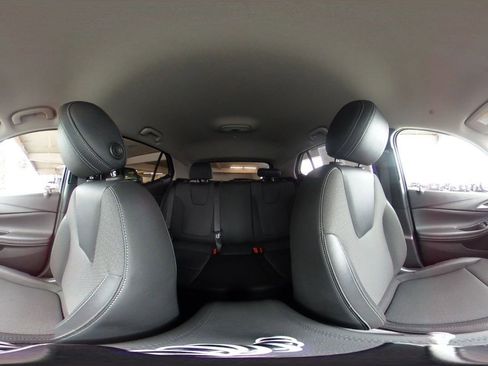 Used 2025 Buick Encore GX Preferred image 43