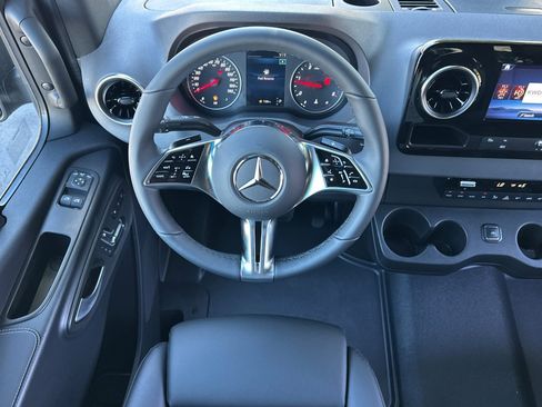 New 2026 Mercedes-Benz Sprinter 2500 image 14