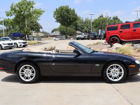 Used 2002 Jaguar XK8 Convertible image 5