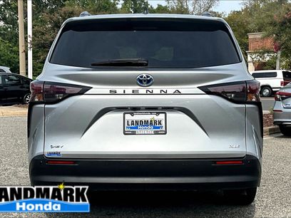Used 2025 Toyota Sienna XLE
