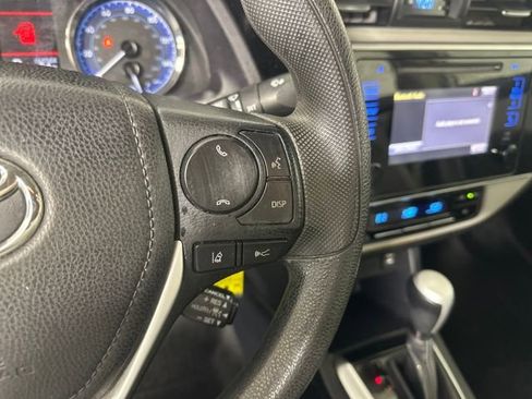 Used 2017 Toyota Corolla LE image 16