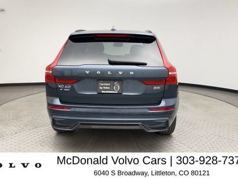 Certified 2025 Volvo XC60 B5 Plus AWD/4WD image 3