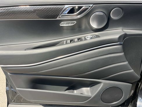 Used 2025 Genesis GV80 3.5T e-SC AWD/4WD image 22