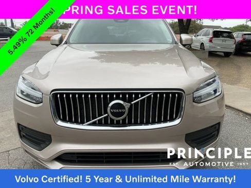 Certified 2023 Volvo XC90 B5 Core AWD/4WD image 3