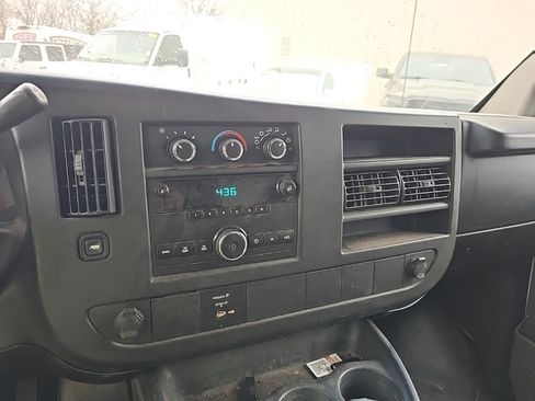 Used 2008 Chevrolet Express 3500 image 22