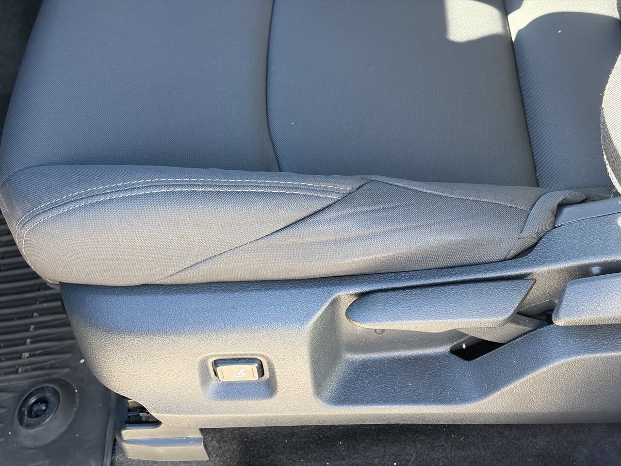 Used 2026 Toyota Tacoma SR5 RWD image 5