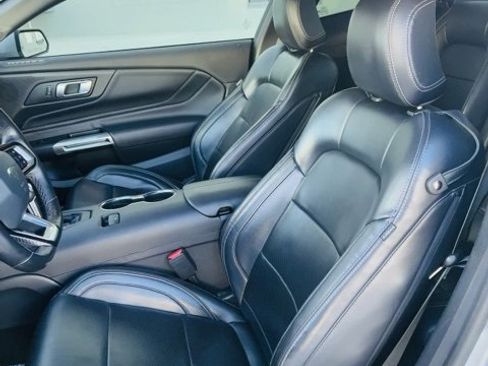 Used 2024 Ford Mustang Premium image 11