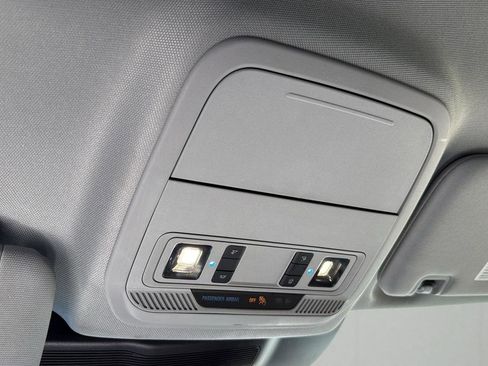 Used 2023 Ford Explorer Limited image 20