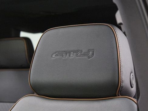 New 2026 GMC Yukon XL AT4 w/ AT4 Premium Plus Package AWD/4WD image 22