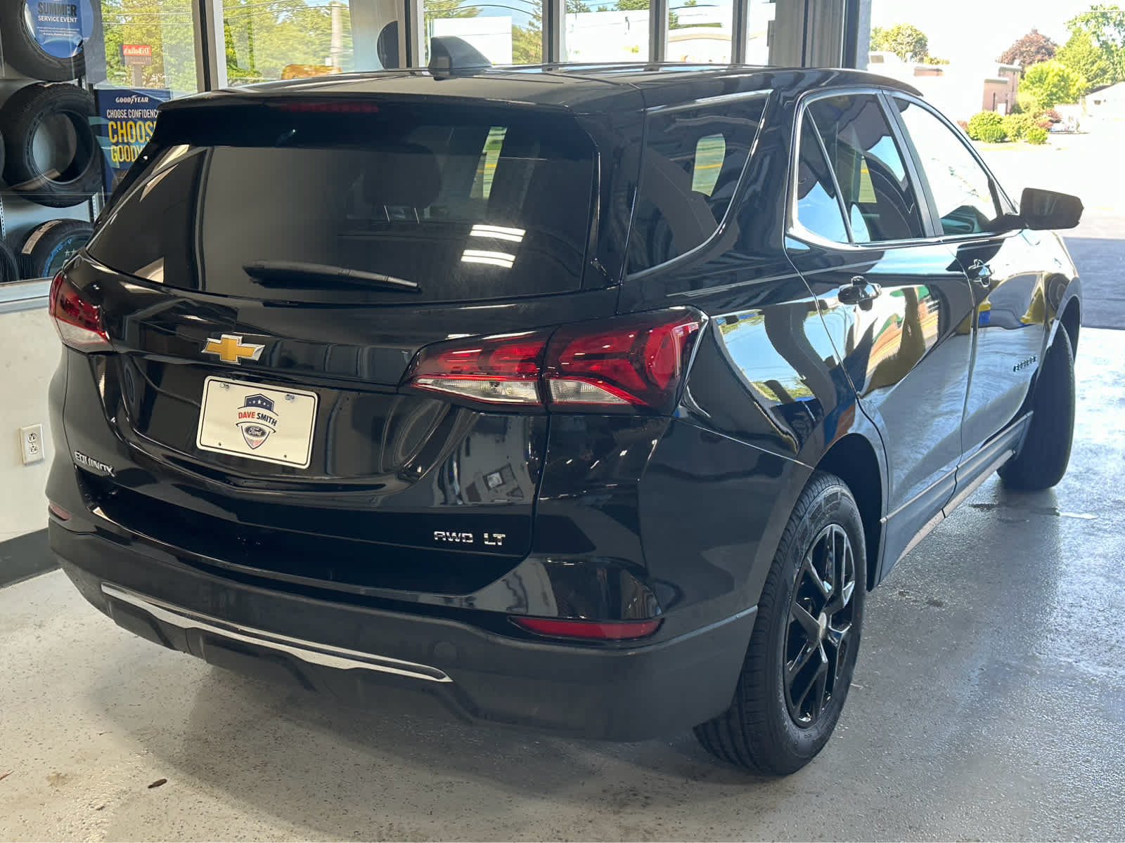 Used 2022 Chevrolet Equinox LT AWD/4WD image 6