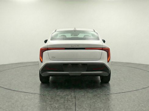 Used 2025 Kia K4 LXS image 7