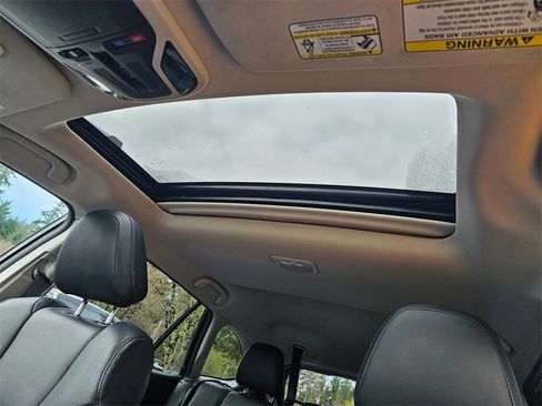 Used 2023 Subaru Outback Touring image 23