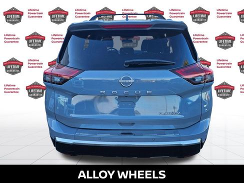 Used 2024 Nissan Rogue Platinum w/ Platinum Premium Package image 10