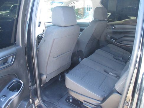 Used 2018 Chevrolet Suburban 4WD w/ Max Trailering Package image 8