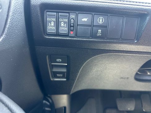 Used 2022 Honda Odyssey EX-L image 11