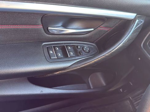 Used 2018 BMW 330e RWD image 38