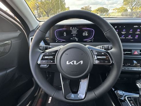 Certified 2026 Kia Seltos S AWD/4WD image 15