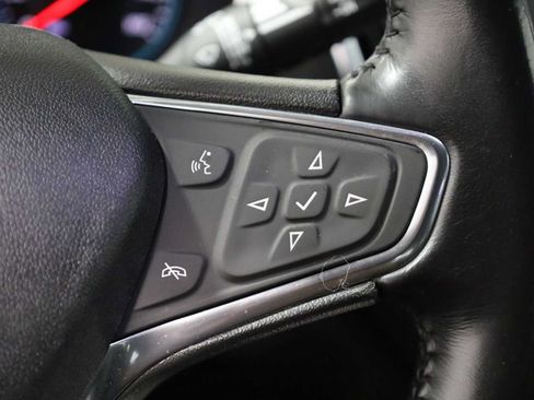 Used 2020 Chevrolet Equinox LT w/ Driver Convenience Package FWD image 25
