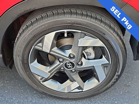 Certified 2023 Hyundai Venue SEL FWD image 12