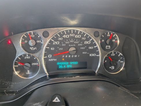 Used 2017 Chevrolet Express 3500 image 22