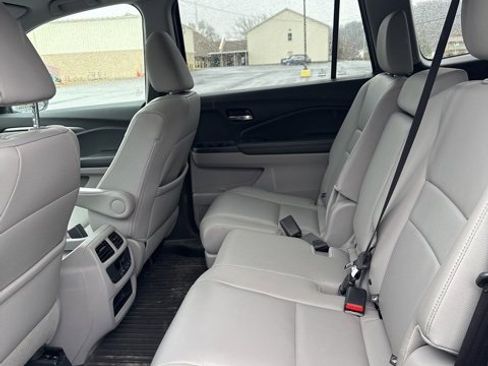 Used 2016 Honda Pilot EX-L image 11