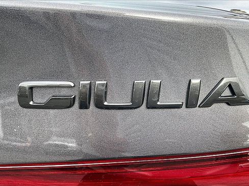 Used 2020 Alfa Romeo Giulia w/ Quick Order Package 22K Sport image 30