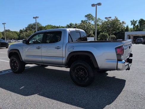 Used 2017 Toyota Tacoma TRD Off-Road w/ Tow Package (A/T) AWD/4WD image 6