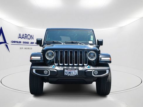 Used 2023 Jeep Wrangler Unlimited Sahara w/ Cold Weather Group AWD/4WD image 2