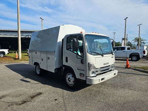 New 2024 Isuzu NPR image 7