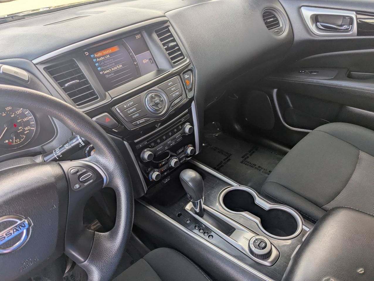 Used 2018 Nissan Pathfinder S AWD/4WD image 21