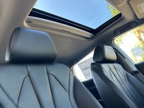 New 2026 Acura Integra image 16