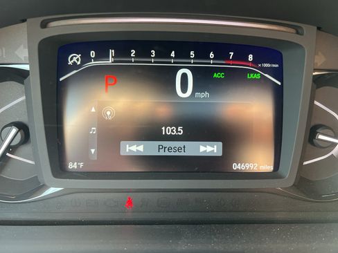 Used 2022 Honda Passport TrailSport image 3