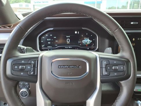 Certified 2023 GMC Sierra 1500 Denali w/ Technology Package AWD/4WD image 16