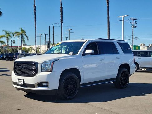 Used 2016 GMC Yukon SLT image 38